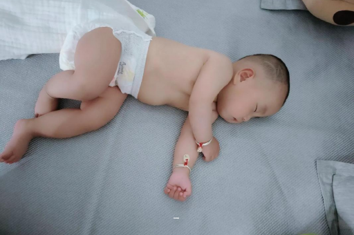 巴彦淖尔市孕妇肚脐周围发青